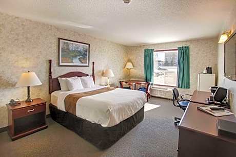 Ramada by Wyndham Nisku Edmonton Airport