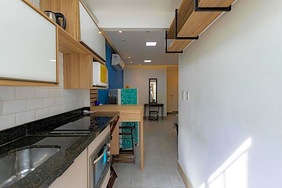 SUH Copacabana 14 Cozy Bohemian Beach Subway!