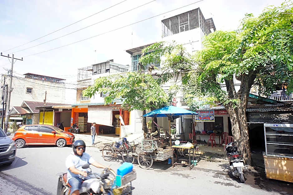 Hotel O Mandala Near Universitas Negeri Medan ( UNIMED )