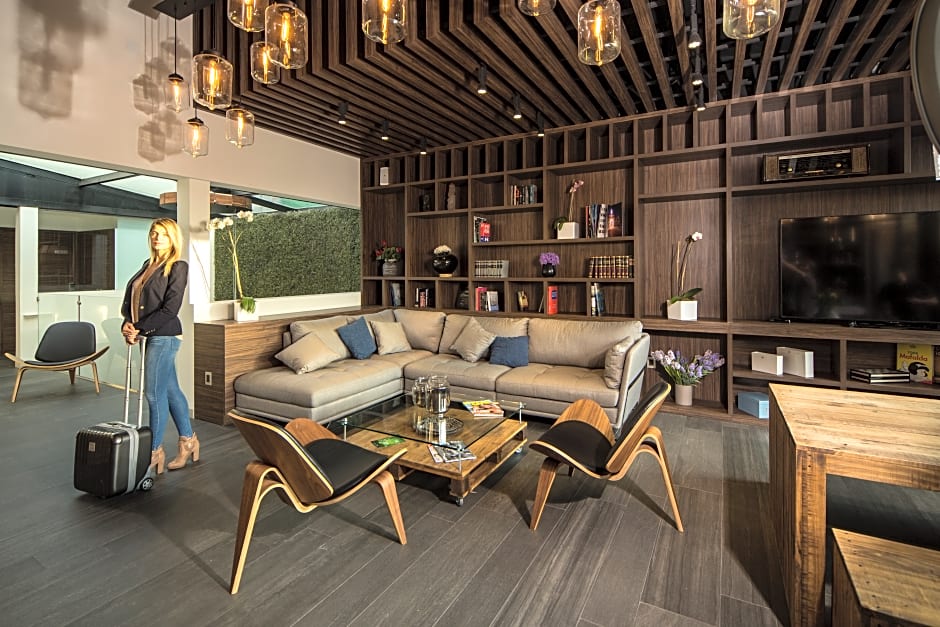 FlowSuites Condesa
