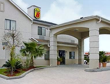 Super 8 by Wyndham Houston/I-10/Federal Road