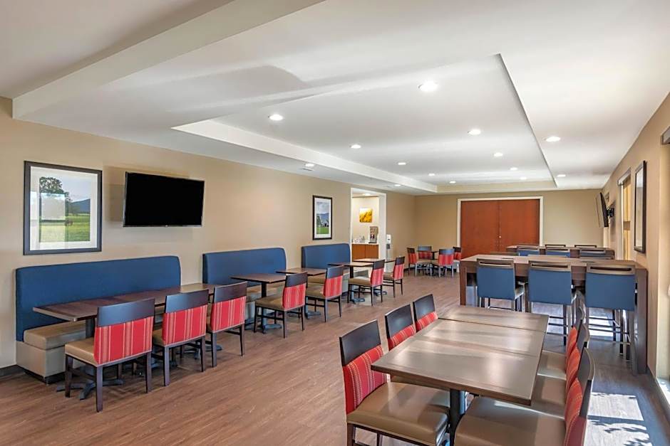 Comfort Inn & Suites Charlottesville Hollymead Town Center