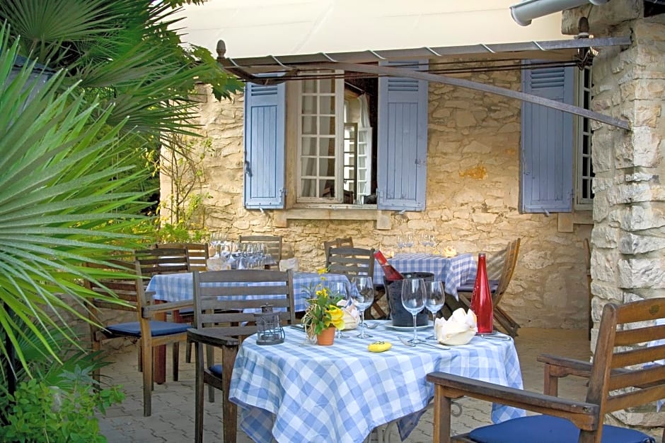 Auberge De Tavel