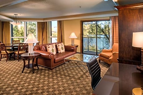 King Suite with Lake View and Balcony