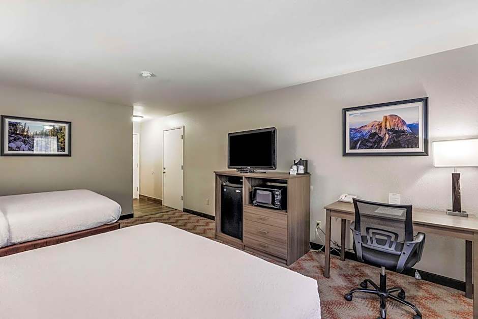 Best Western Plus Sonora Oaks Hotel & Conference Center