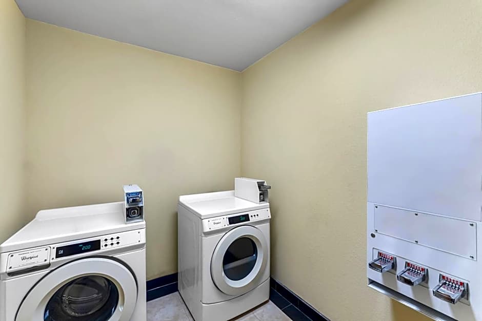 Quality Inn & Suites - Marlin