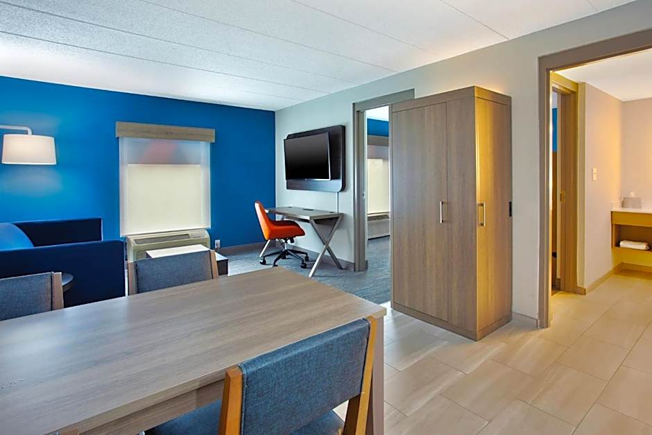 Holiday Inn Express Hotel & Suites Dover By IHG