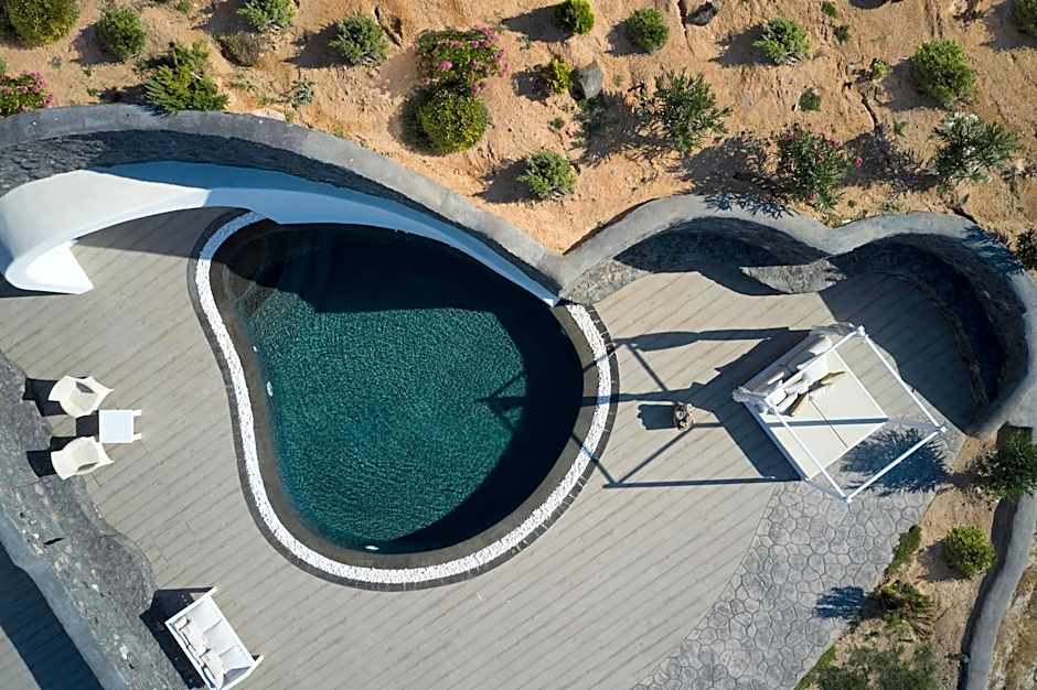 Danae Suites Santorini