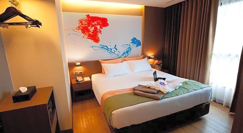 41 Suite Bangkok Hotel