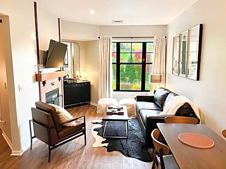 Cozy Mountain View Condo