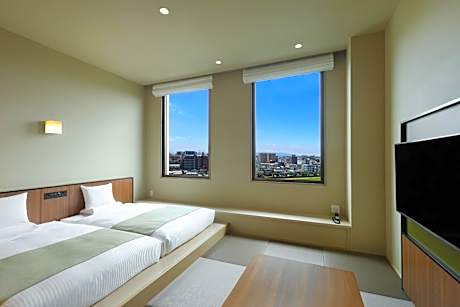 Family Twin Room with Tatami Area - Non-Smoking