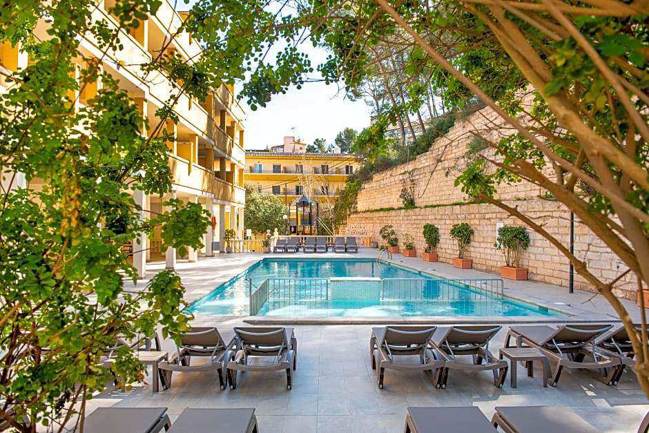 Flor los Almendros Hotel