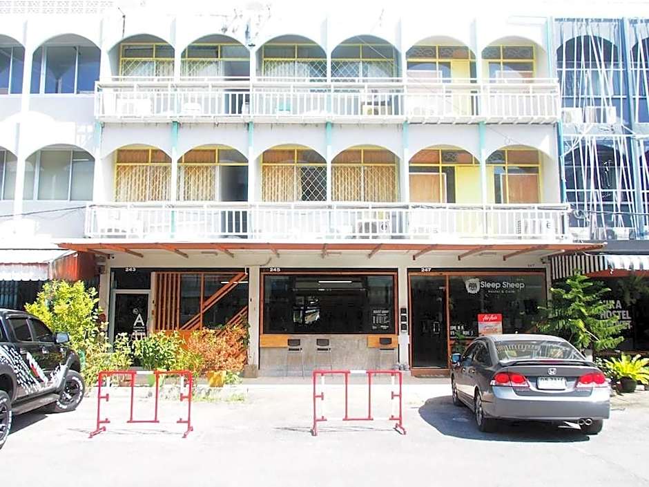 Sleep Sheep Phuket Hostel