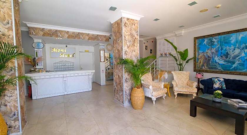 MONİ HOTEL