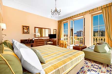 Junior Suite (2 Adults)