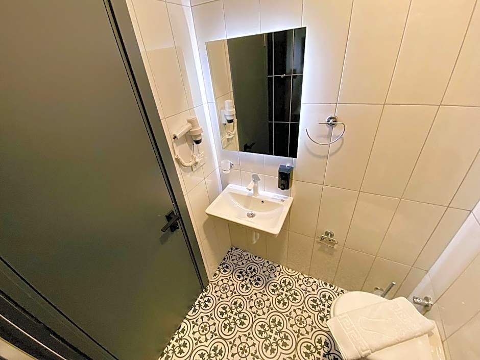 Nefis Hotel City