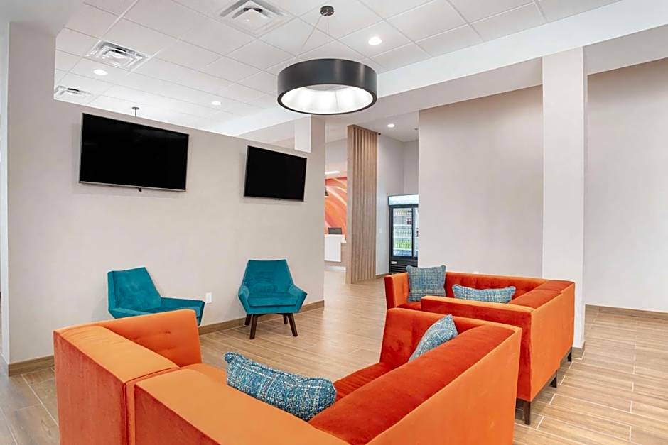 Best Western Plus Mobile Inn and Suites