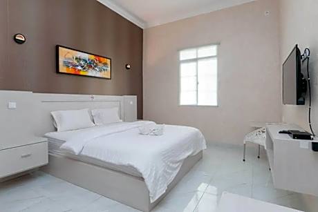 Hotel 78 Parapat Mitra RedDoorz