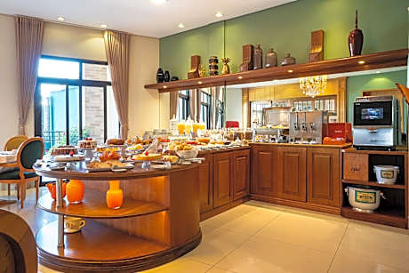 Master Double or Twin Room