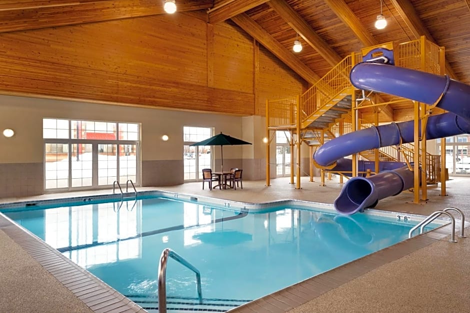 Country Inn & Suites by Radisson, Shoreview-Mounds View, MN