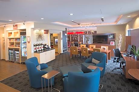 TownePlace Suites by Marriott Lincoln North