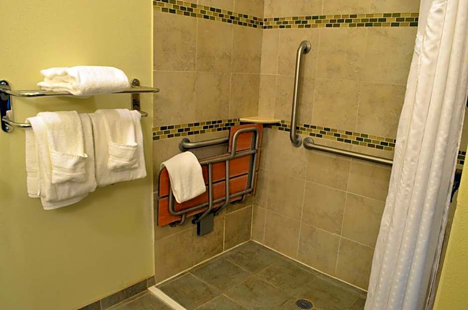 Holiday Inn Express Waterloo-Cedar Falls By IHG