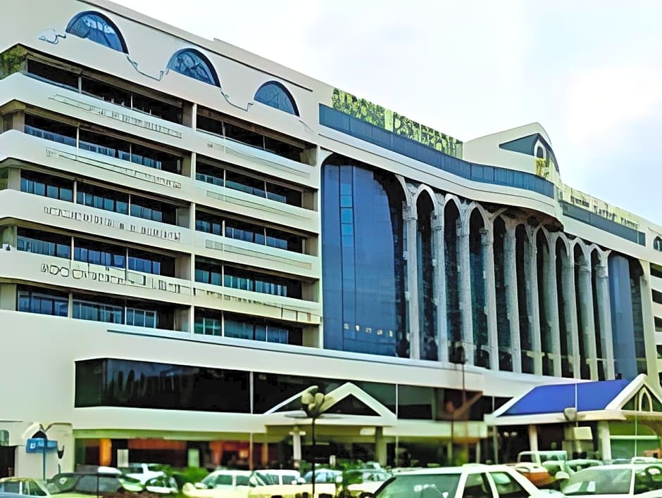 The Centrepoint Hotel