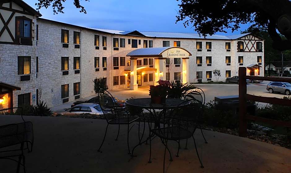 Inn on Barons Creek
