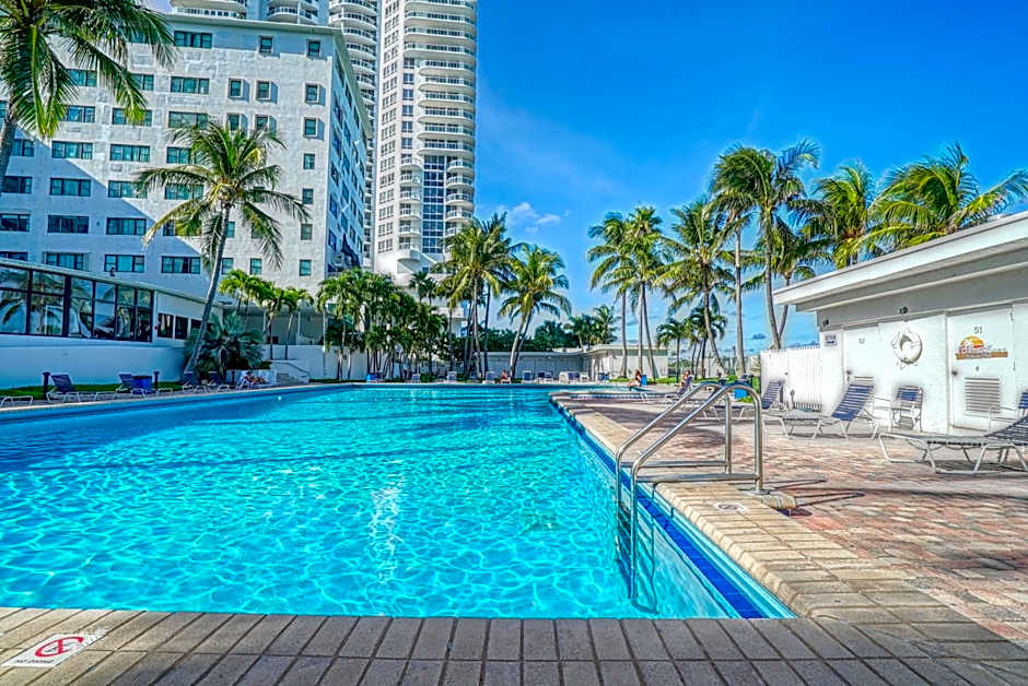 Deluxe Studios and Apartments at the Casablanca