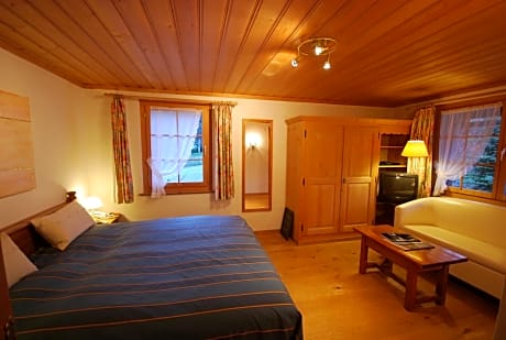  Double Room with Street View