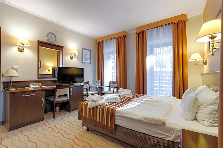 Malinowy Dwór Hotel Medical SPA