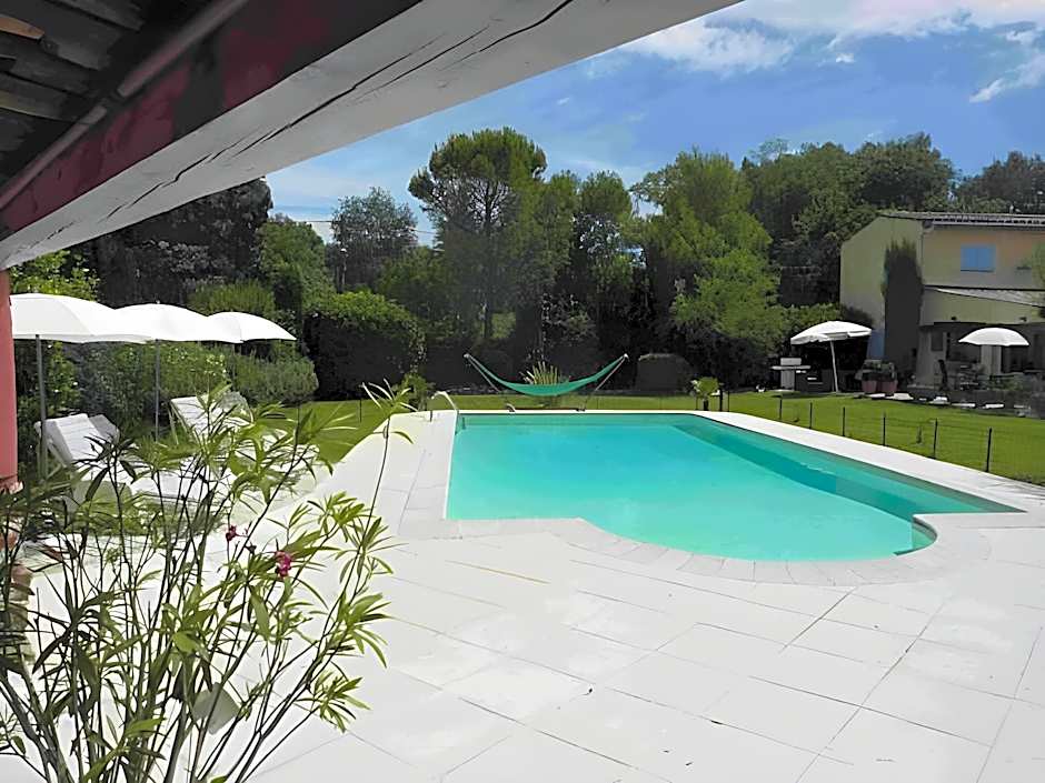Logis Hotels La Bastide des Golfs