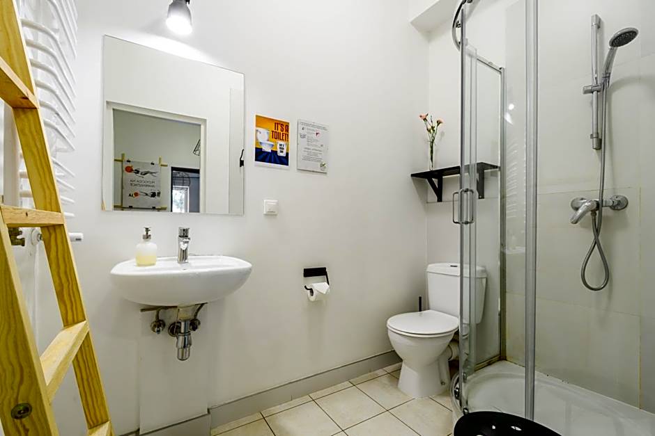 Lull Hostel