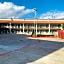 Island Suites Hobby Airport