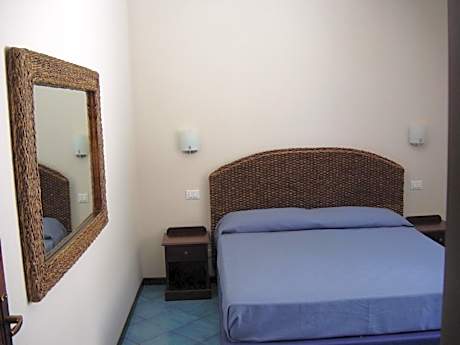 Large One-Bedroom Apartment