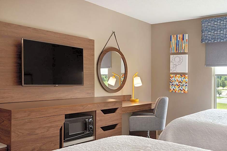 Hampton Inn By Hilton St. Louis-Columbia,Il