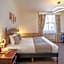 Royal Hotel