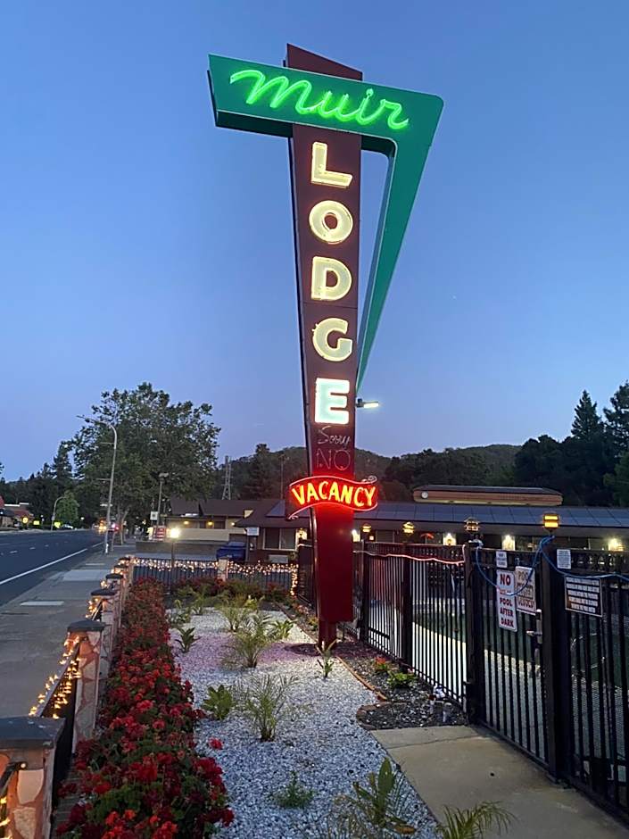 Muir Lodge Motel Martinez
