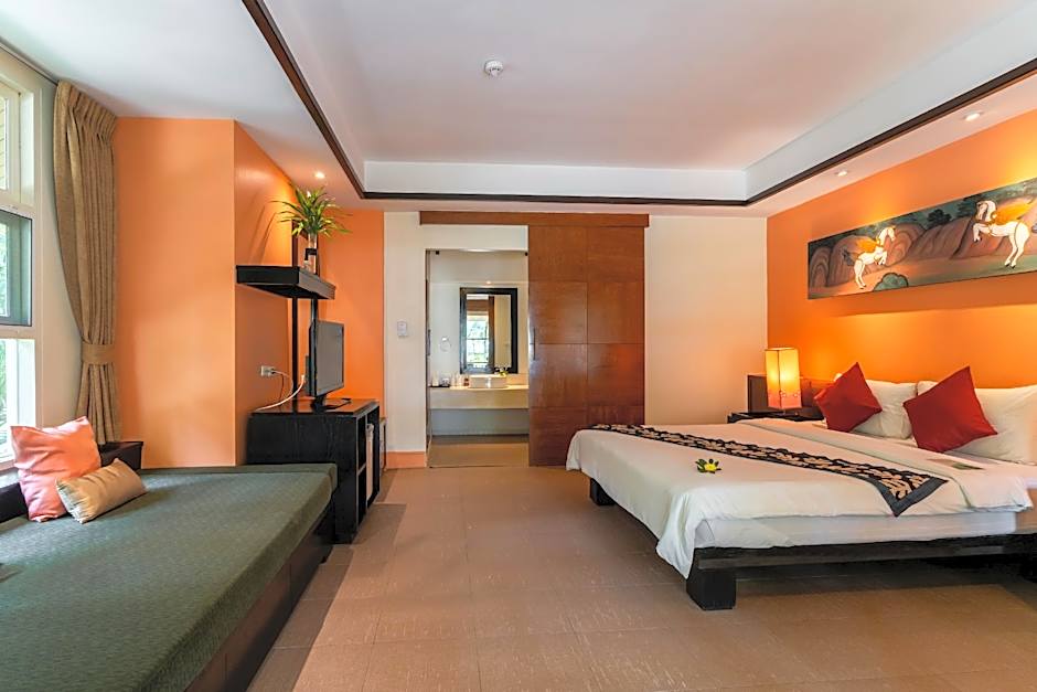 Photo 1 of 18 of Deluxe Bungalow