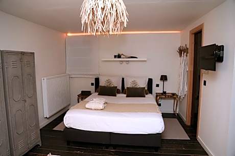 One-Bedroom Chalet