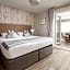 Beach House Hotel