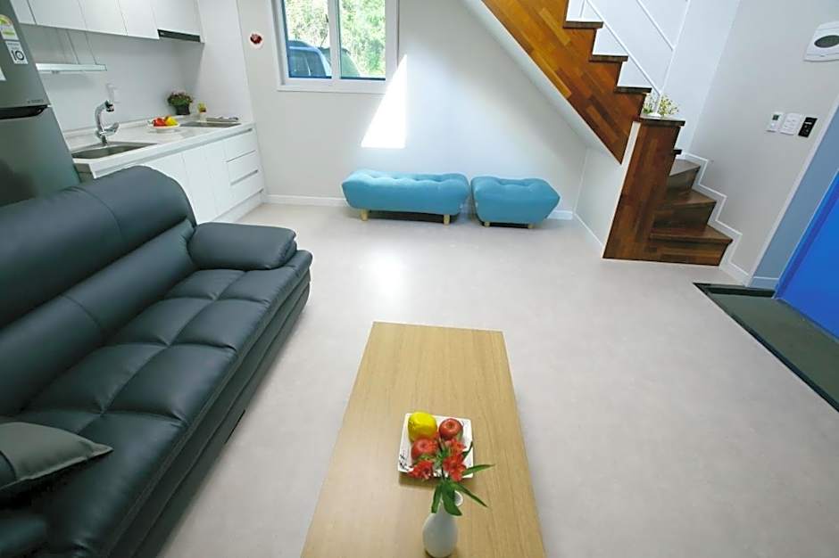 Damyang Thirasia Pension