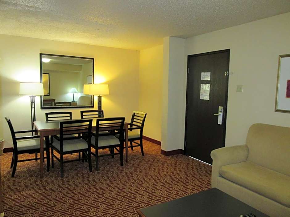 Atrium Hotel And Suites Dfw Airport