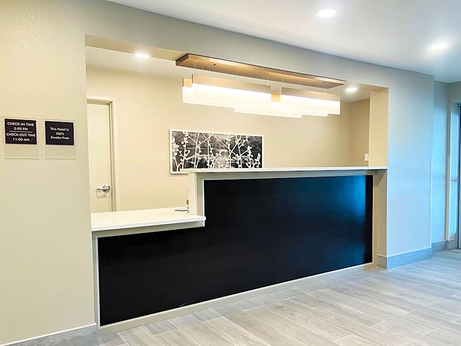 Sleep Inn & Suites Wisconsin Dells - Lake Delton