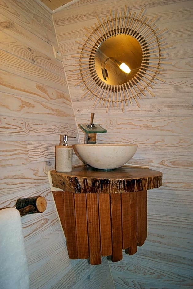 Les Cabanes de Gros Bois