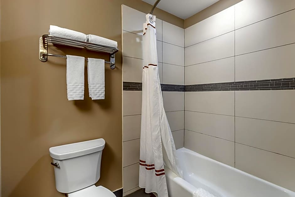 Best Western Plus Fort Saskatchewan Inn & Suites