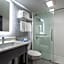 Rodeway Inn & Suites