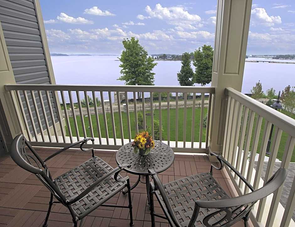 1000 Islands Harbor Hotel