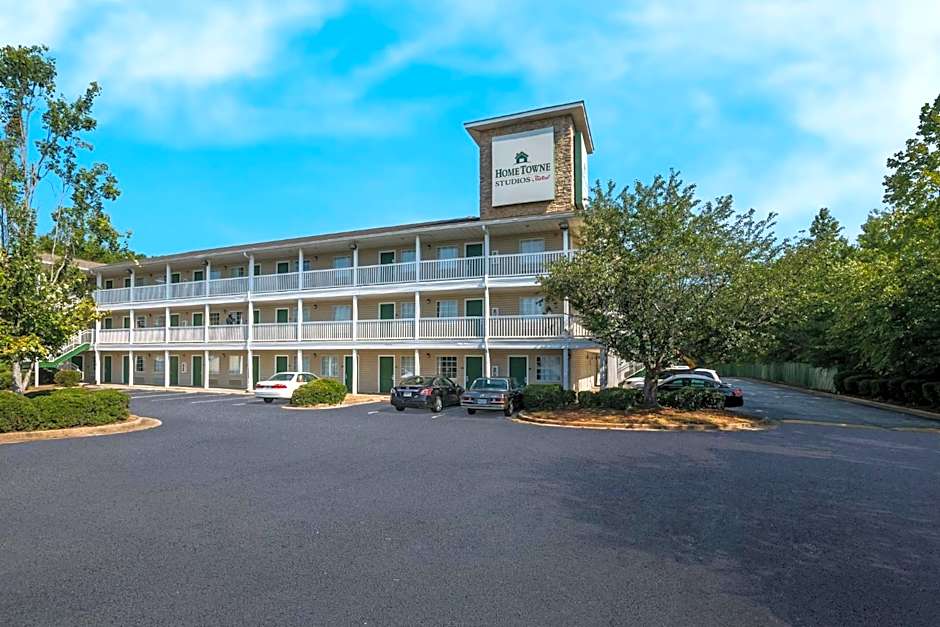 HomeTowne Studios Covington