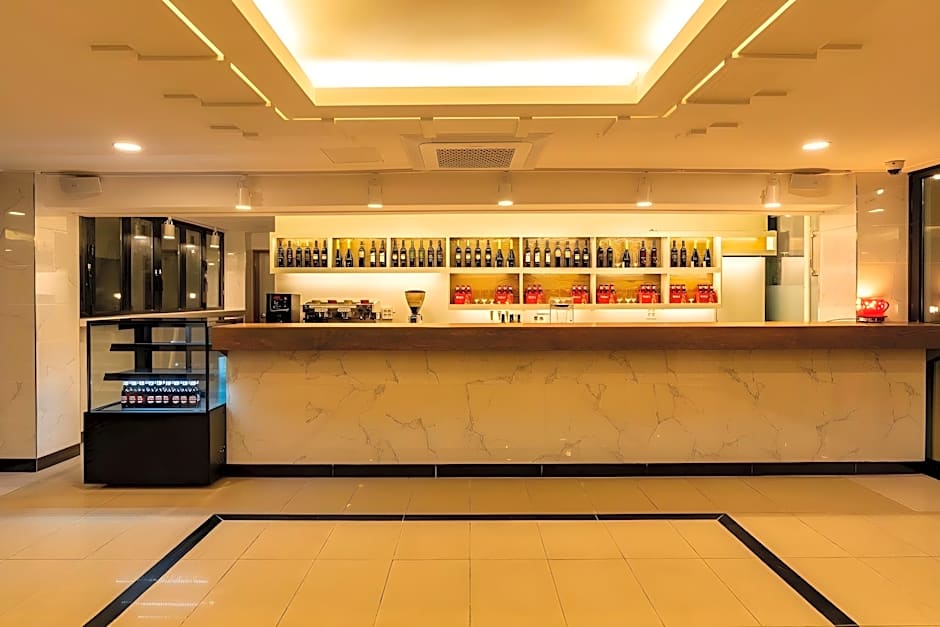 Cocoon Hotel